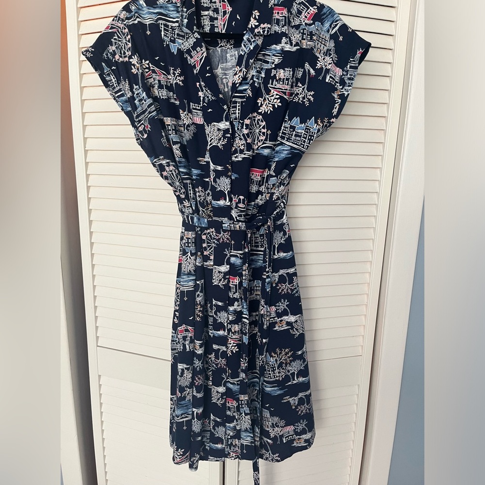 Women’s dress